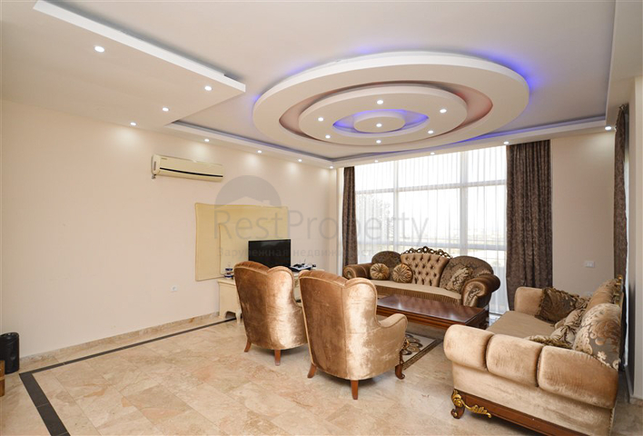 Villa in sita 4+1 with a small garden and sea and mountain views in the picturesque Kargicak area