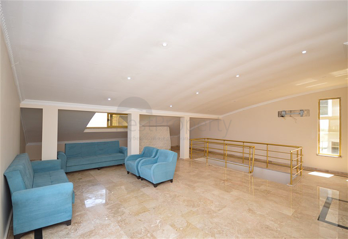 Villa in sita 4+1 with a small garden and sea and mountain views in the picturesque Kargicak area