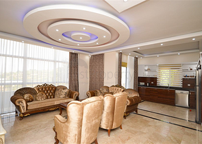 Villa in sita 4+1 with a small garden and sea and mountain views in the picturesque Kargicak area