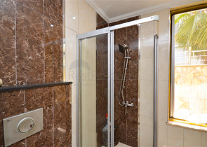 Villa in sita 4+1 with a small garden and sea and mountain views in the picturesque Kargicak area