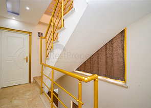 Villa in sita 4+1 with a small garden and sea and mountain views in the picturesque Kargicak area