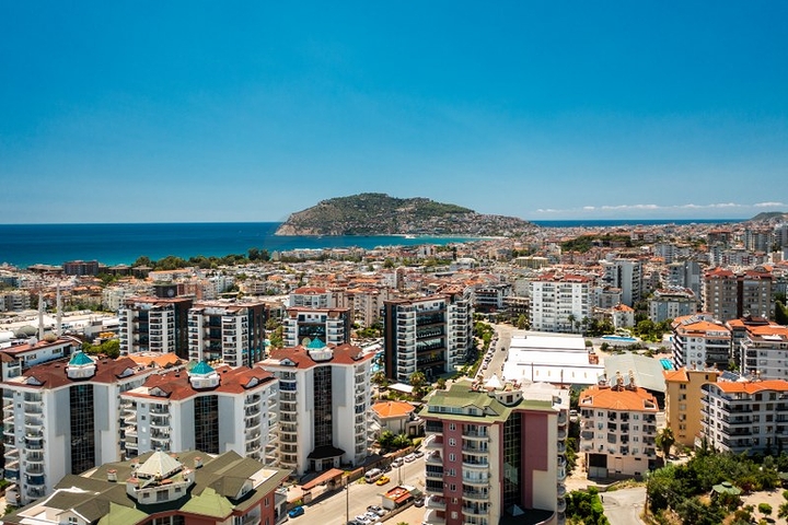 2+1 apartment in Cikcili district with a spacious balcony