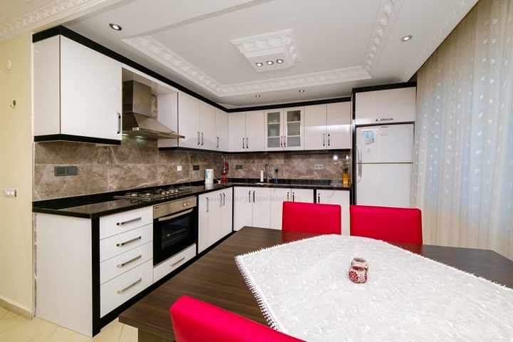 2+1 apartment in Cikcili district with a spacious balcony