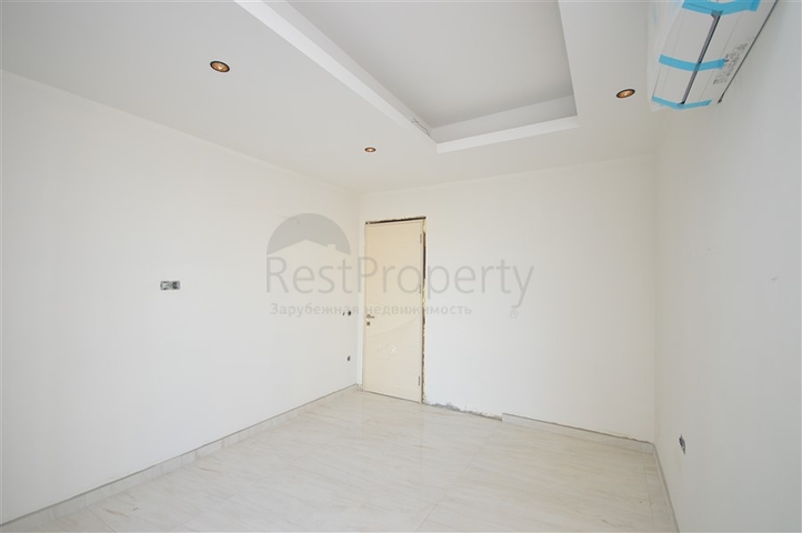 1+1 apartment in a premium class complex on the first coastline in Mahmutlar