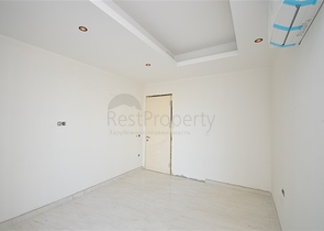 1+1 apartment in a premium class complex on the first coastline in Mahmutlar