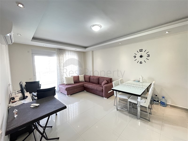 1+1 apartment in a popular residential complex in Avsallar district