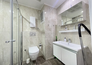 1+1 apartment in a popular residential complex in Avsallar district