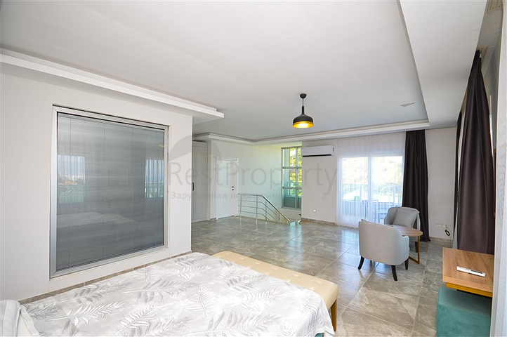 2+1 penthouse with a view of the Mediterranean Sea, just 400 m from the beach of Kargicak district