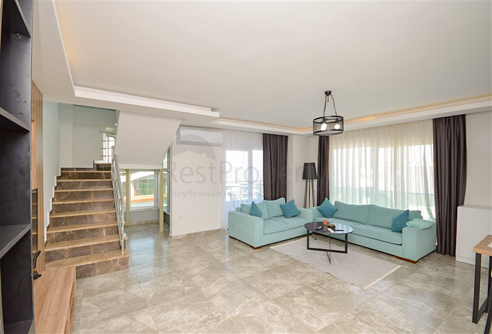 2+1 penthouse with a view of the Mediterranean Sea, just 400 m from the beach of Kargicak district