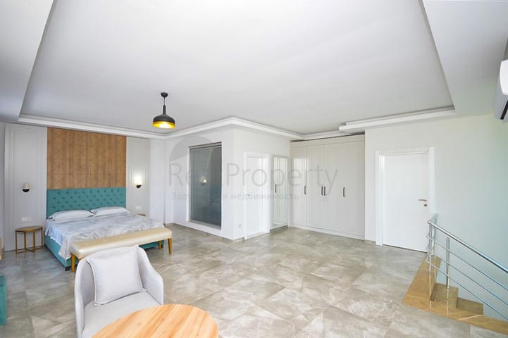 2+1 penthouse with a view of the Mediterranean Sea, just 400 m from the beach of Kargicak district