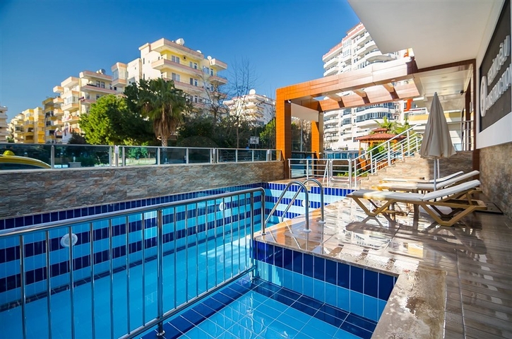 Spacious 2+1 apartment from the owner 400 meters from the sea in the Mahmutlar area  