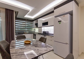 Spacious 2+1 apartment from the owner 400 meters from the sea in the Mahmutlar area  