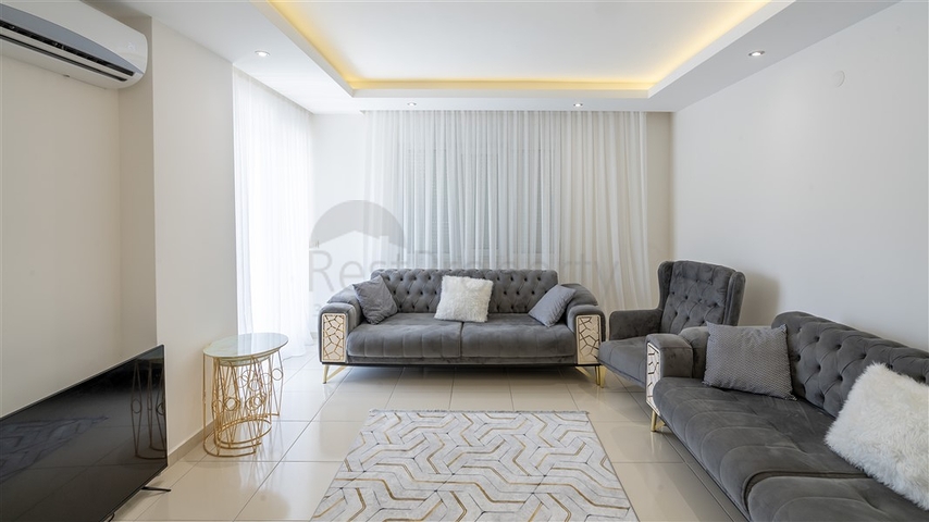 Apartment in an area open for residence permit, Both 5 minutes from the sea