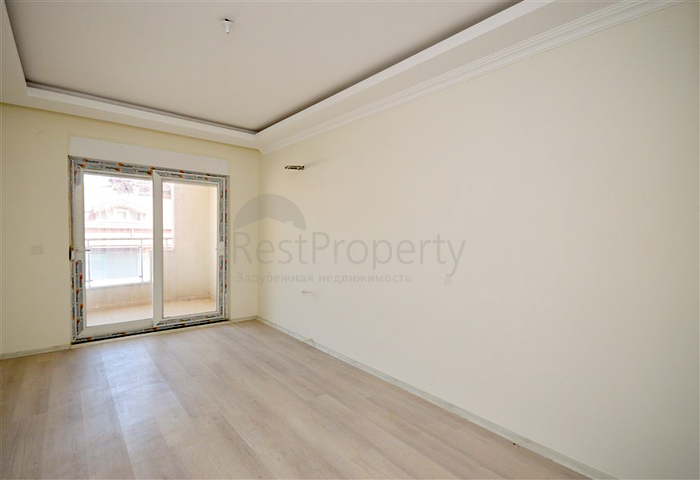 7+1 penthouse with separate kitchen in the center of Alanya