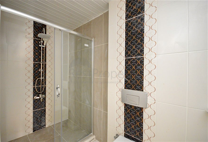 7+1 penthouse with separate kitchen in the center of Alanya