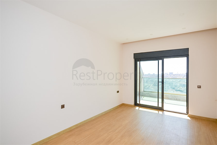 3+1 duplex penthouse with closed parking and sea view in Alanya