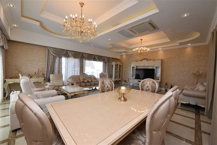 Royal 3+1 apartments in a hotel-type complex in Mahmutlar