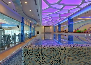 Royal 3+1 apartments in a hotel-type complex in Mahmutlar