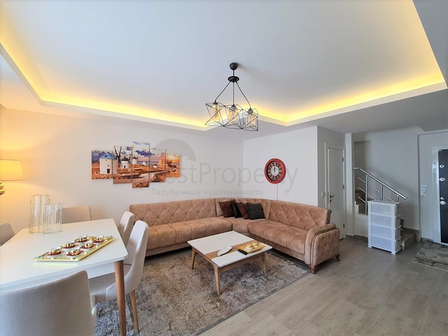 Spacious 2+1 penthouse in Kestel district
