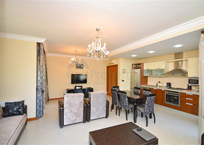 Apartment 2+1 on the first line in the center of Alanya