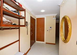 Apartment 2+1 on the first line in the center of Alanya