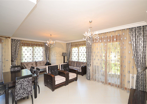 Apartment 2+1 on the first line in the center of Alanya