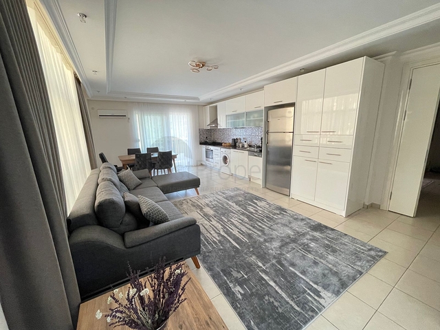 Spacious 2+1 apartment in the central area of Alanya