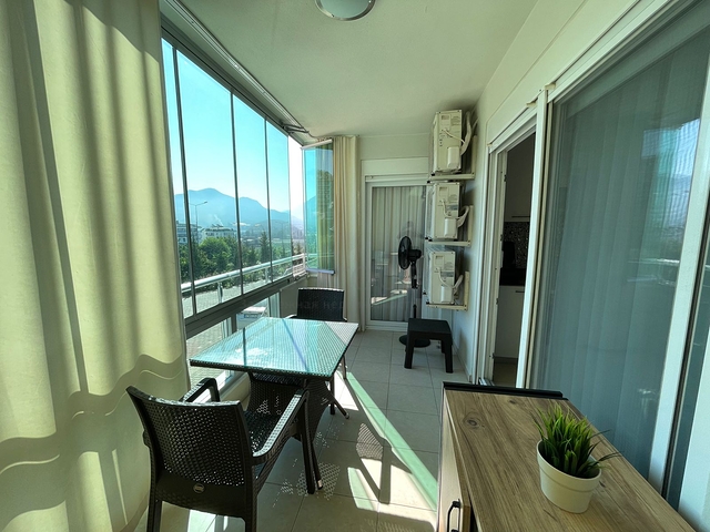 Spacious 2+1 apartment in the central area of Alanya