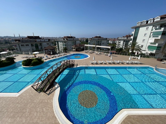 Spacious 2+1 apartment in the central area of Alanya