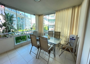 Spacious 2+1 apartment in the central area of Alanya