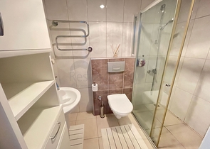 Spacious 2+1 apartment in the central area of Alanya