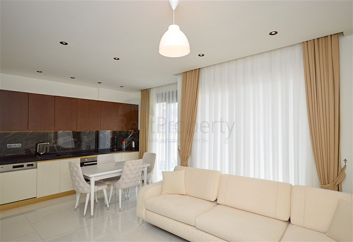 2+1 penthouse with beautiful views in Cleopatra beach area for rent