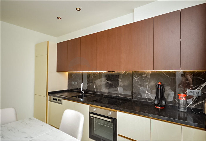 2+1 penthouse with beautiful views in Cleopatra beach area for rent