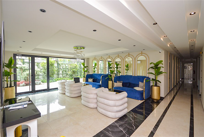 2+1 penthouse with beautiful views in Cleopatra beach area for rent