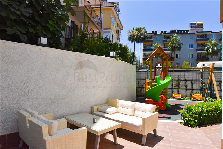2+1 penthouse with beautiful views in Cleopatra beach area for rent