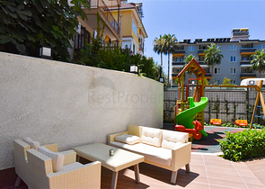 2+1 penthouse with beautiful views in Cleopatra beach area for rent
