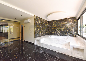 2+1 penthouse with beautiful views in Cleopatra beach area for rent