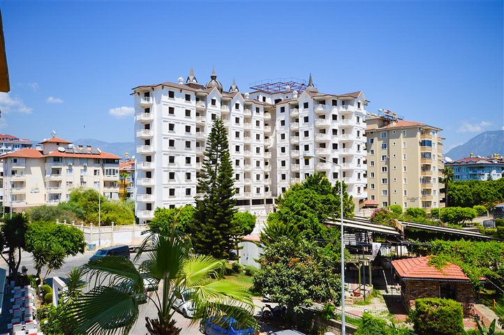 Luxury 2+1 apartment with sea view in an elite Alanya complex