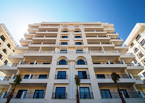 Luxury 2+1 apartment with sea view in an elite Alanya complex