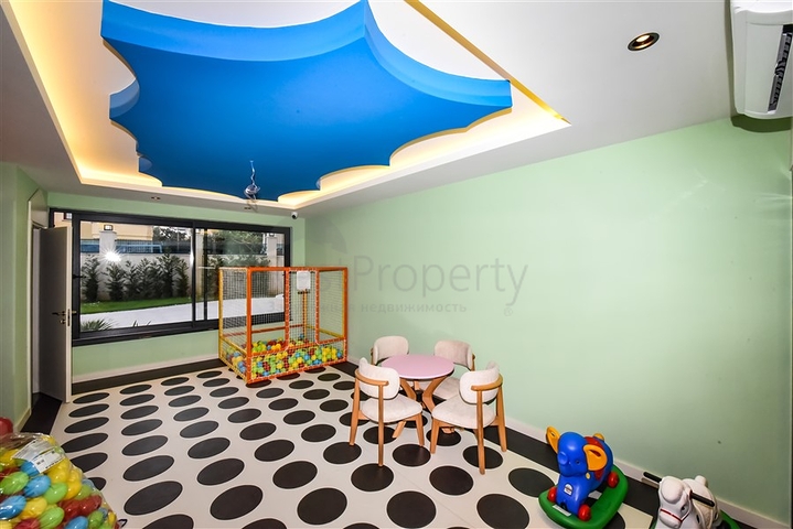 3+1 penthouse in the center of Alanya with stunning views