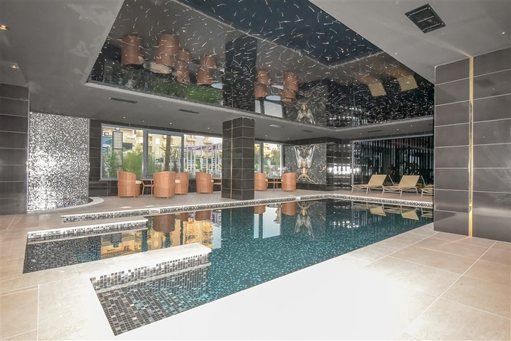 3+1 penthouse in the center of Alanya with stunning views