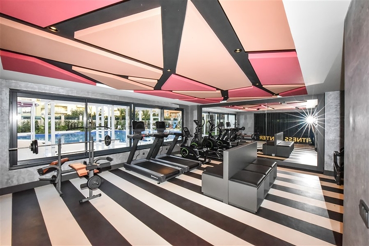 3+1 penthouse in the center of Alanya with stunning views