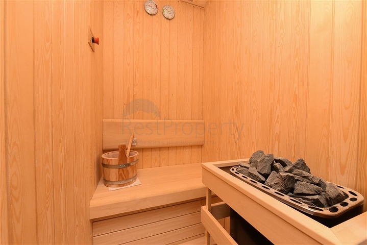 3+1 penthouse in the center of Alanya with stunning views