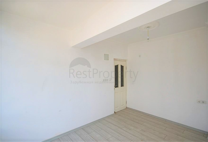 2+1 apartment 100 meters from the main beach of the city on Cleopatra
