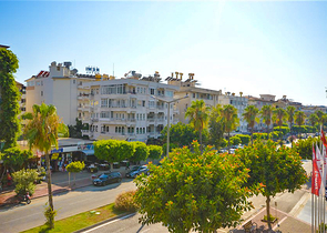 2+1 apartment 100 meters from the main beach of the city on Cleopatra