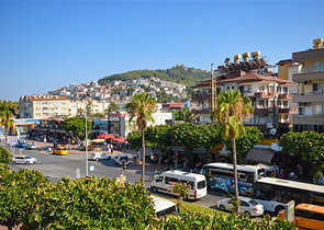 2+1 apartment 100 meters from the main beach of the city on Cleopatra