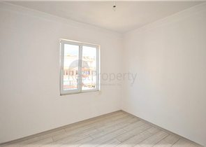2+1 apartment 100 meters from the main beach of the city on Cleopatra