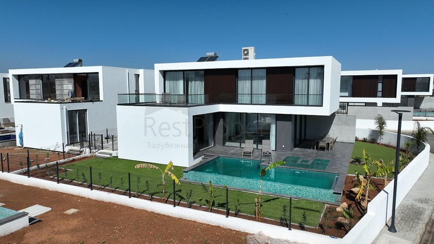 Villa with an individual design project in the Iskele area