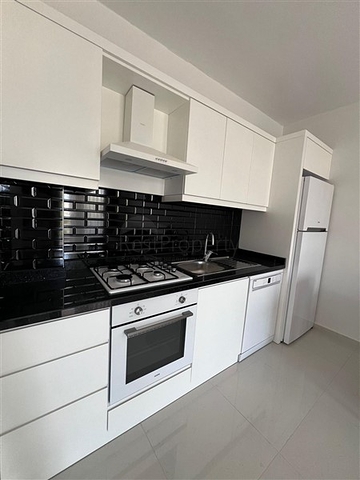 1+1 apartment in a new complex in Mahmutlar