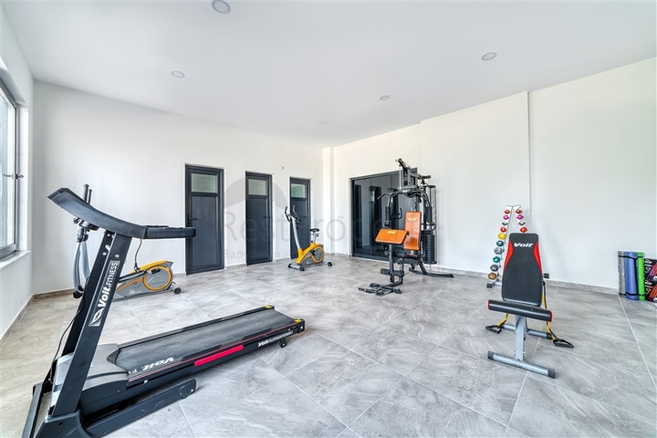 1+1 apartment in a new complex in Mahmutlar